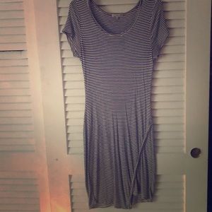 Size Large Striped Charlotte Russe T-shirt Dress